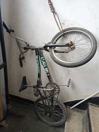 Vand bicicleta bmx