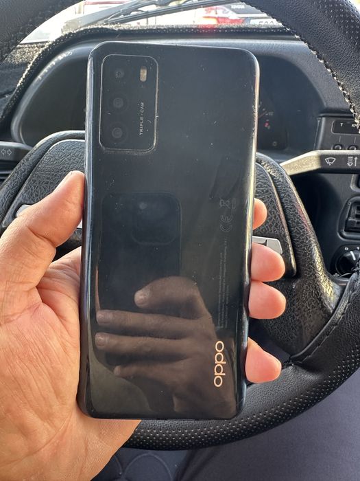 Oppo телефон А 16 в хорошем состоянии
