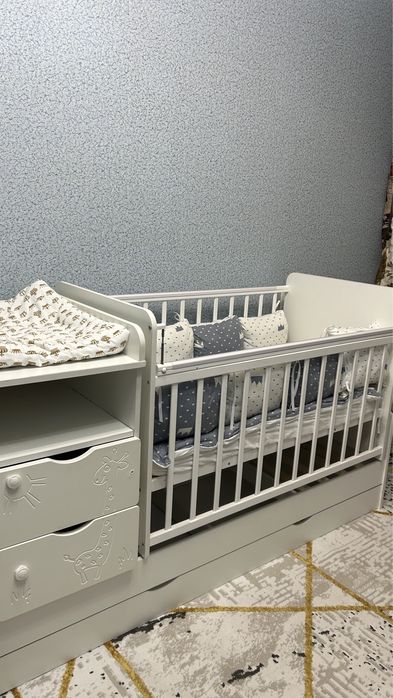 продам манеж с пеленальным комодом в хорошем состоянии.