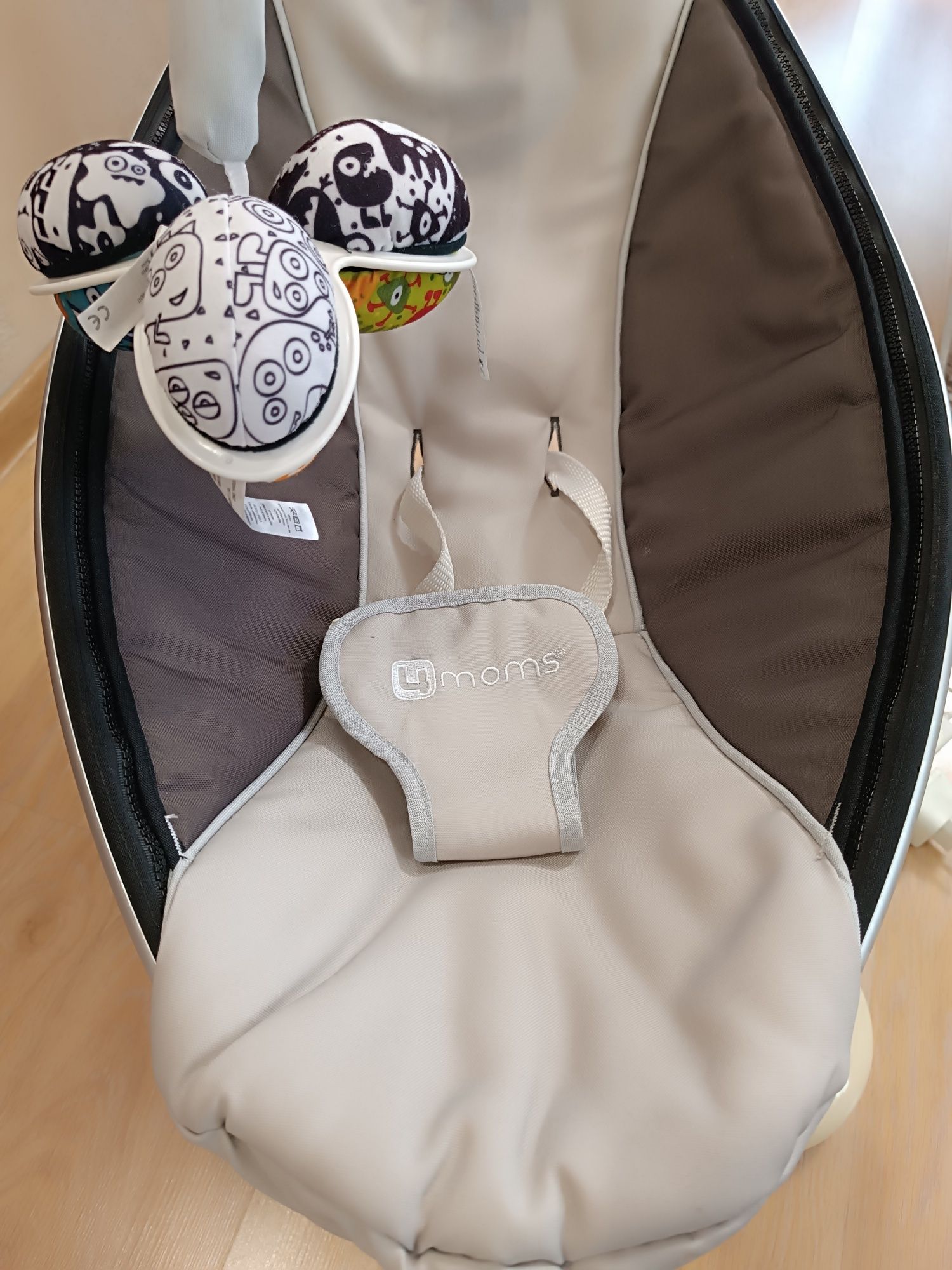 Електрическа бебешка люлка 4 Moms