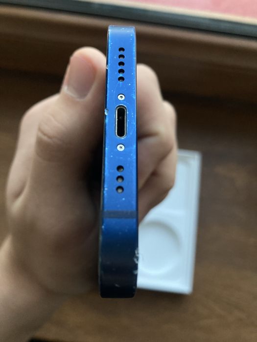 iPhone 12 o’zi sotladi LL/A