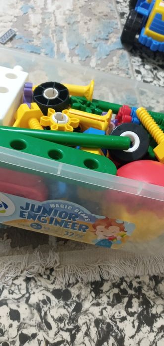 Конструкторы и игрушки для маленьких от 1000тг