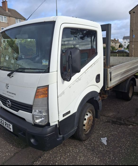 Dezmembrez nissan nisan cabstar 35.14 motor 2.5 YD25K3LD-5MI cutie vit