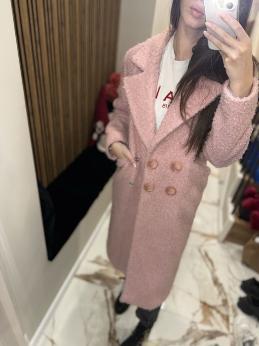 Топло земно палто