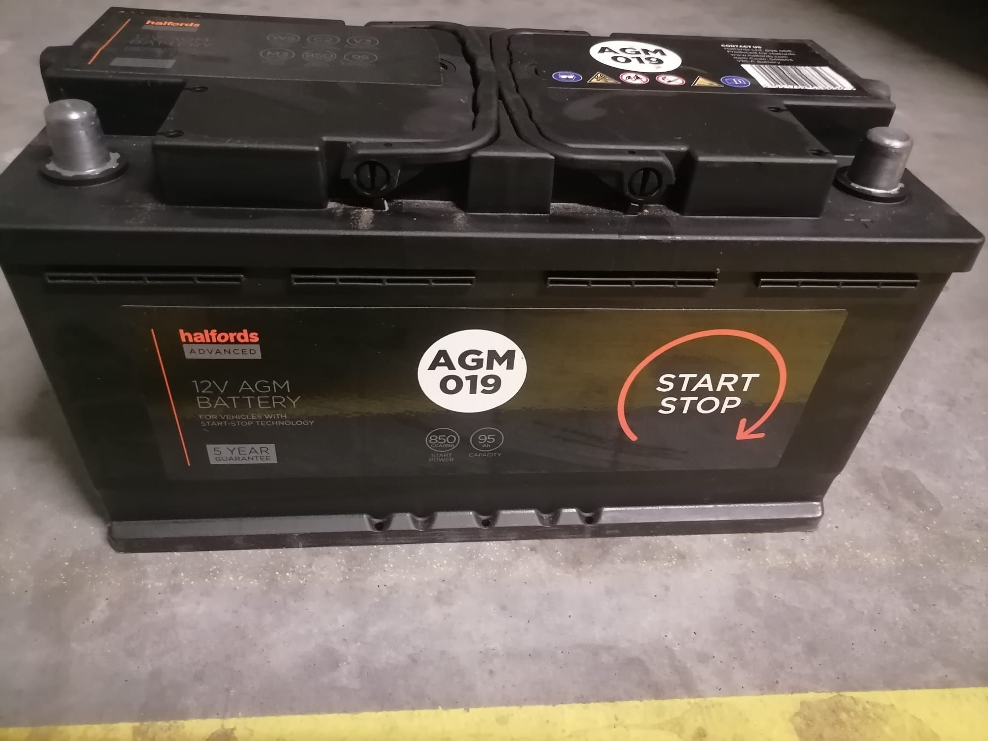 Baterie auto 95 amperi Agm cu Start stop import Anglia 2023