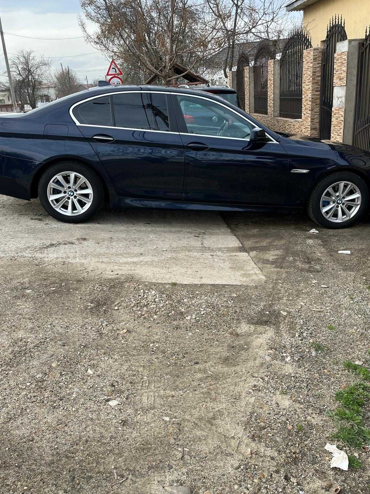 BMW seria 520,  2013t