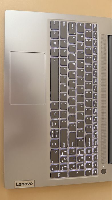 Lenovo IdeaPad Slim 3 15ABR8 – Model 82XM0053RM