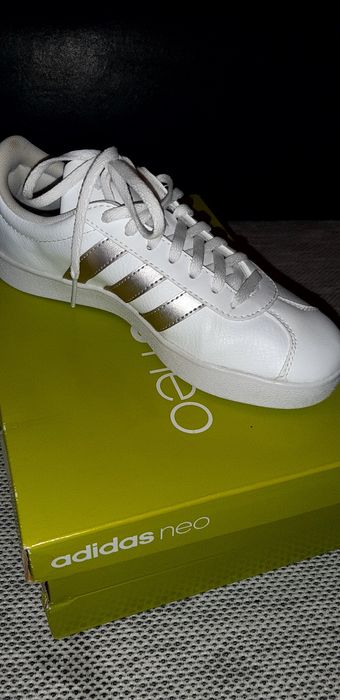 Кецове Adidas номер 36.