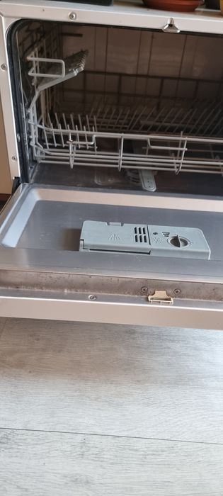 Съдомиалня тип кубче