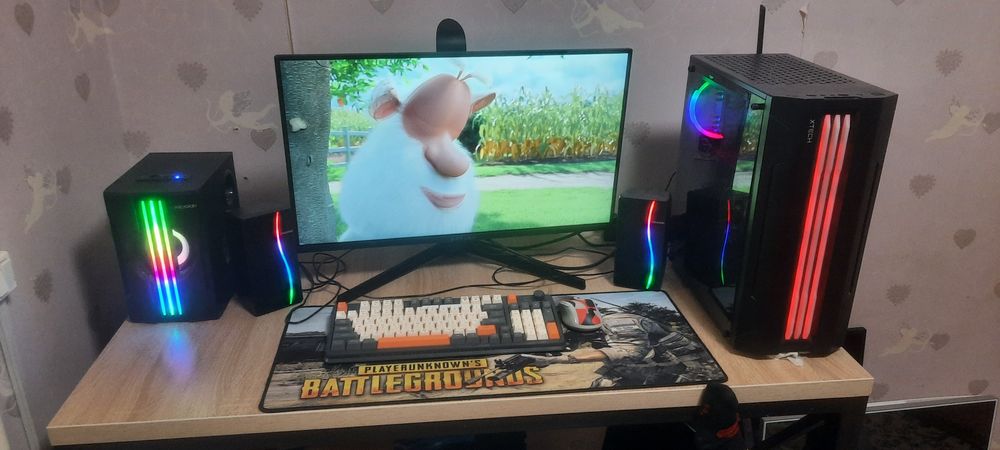 Kompyuter sotiladi srochna xolati zor 15 kun bo'ldi terdirganimga