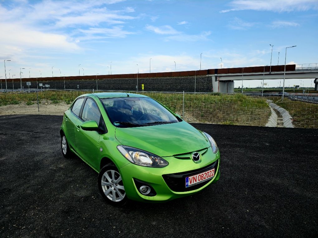 Mazda 2  Benzina Euro 5 import germania