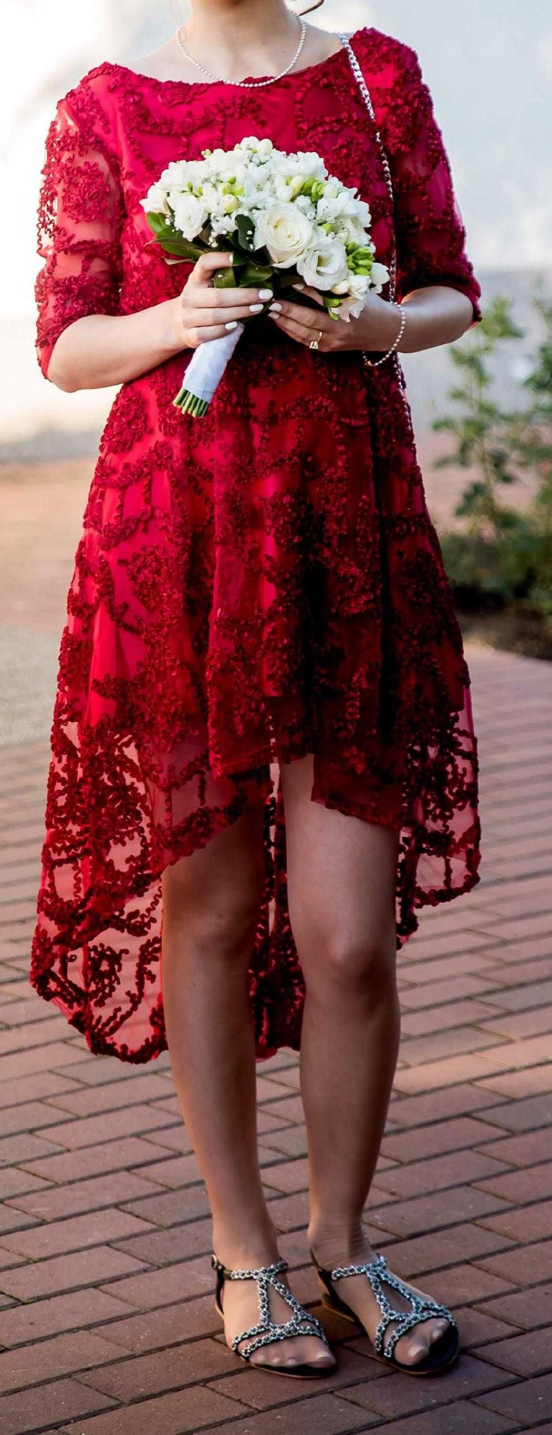 Rochie elegantă roșie