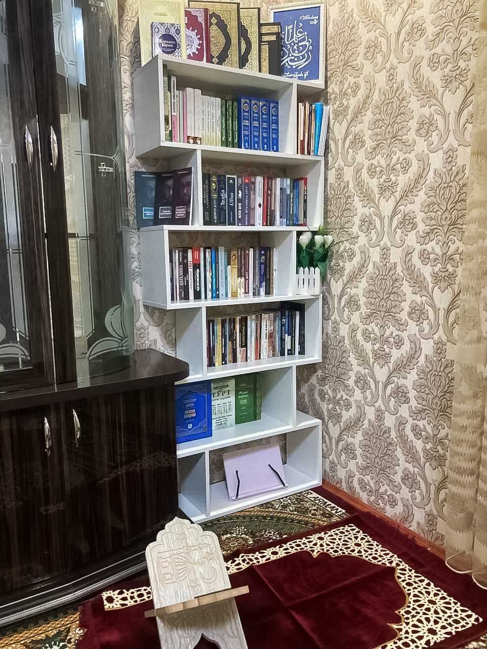 Полка стеллаж шкаф полка мебель напольная для игрушек и книг