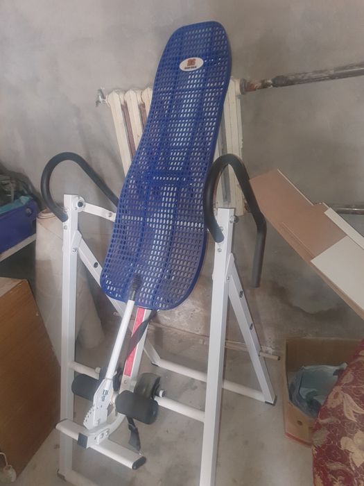 Инверсионный стол для лечения позвоночника