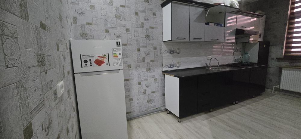 Сдаётся 1 ком квартира на 5 этаже Семье,дом без лифта,ор:6 мкр,омад