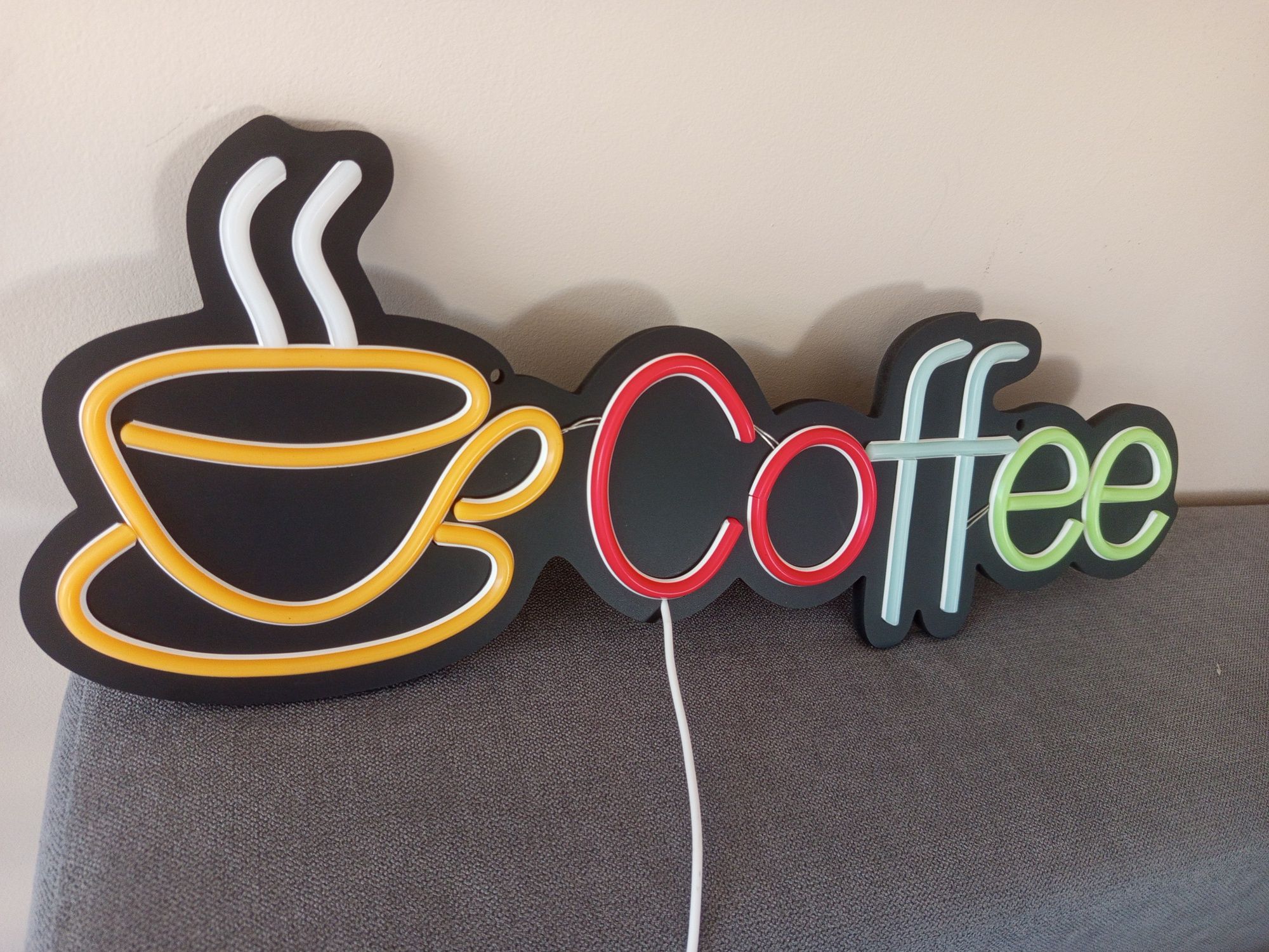 Неонова табела Coffee