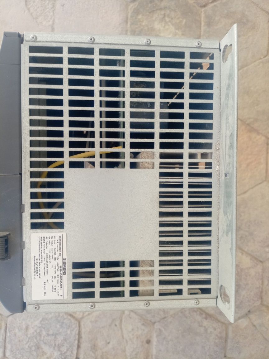 Частотный преобразователь Siemens Micromaster 440 6SE6440-2AD33-7EA1 F