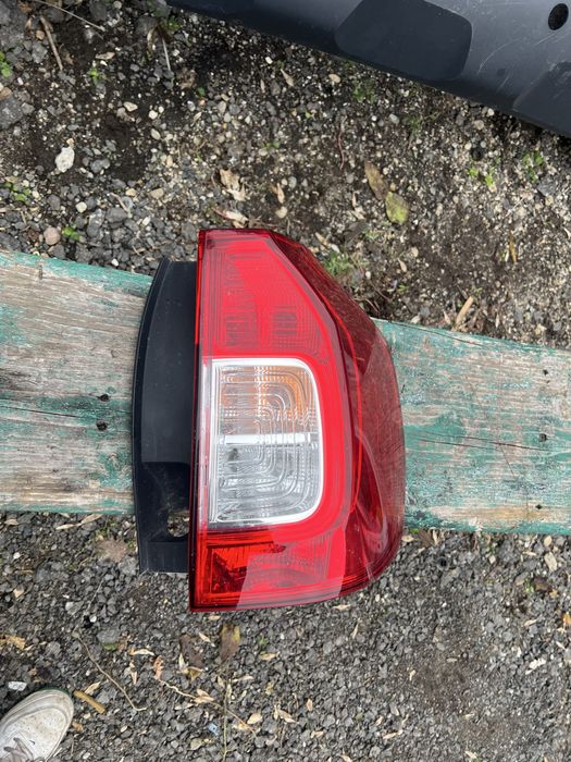 Lampa / Stop Dacia Logan MCV Dreapta 2013 - 2020
