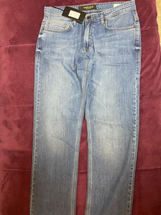 Продавам оригинални дънки “Versace”