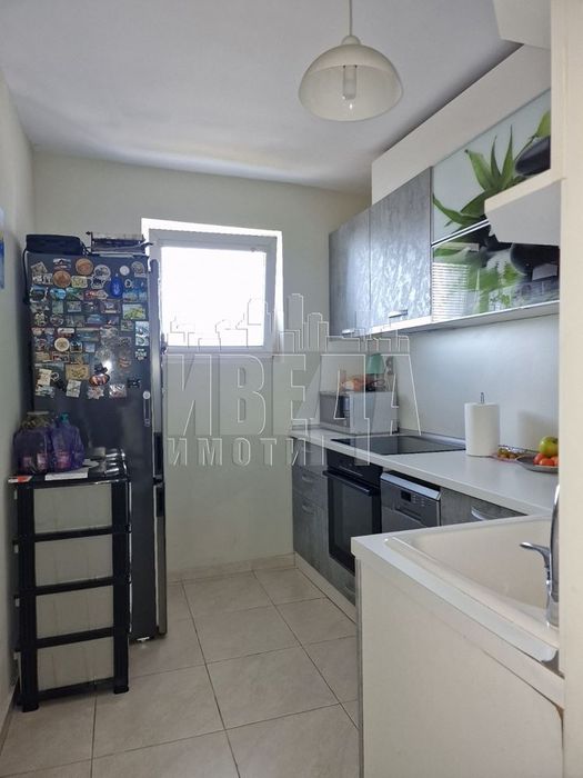 Продава се Двустаен апартамент в Варна, Цветен квартал - 64 кв.м за 1922 €/кв.м - Снимка #6