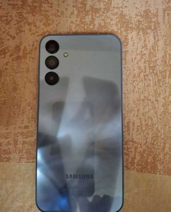 Samsung A15. 128gb . 5G