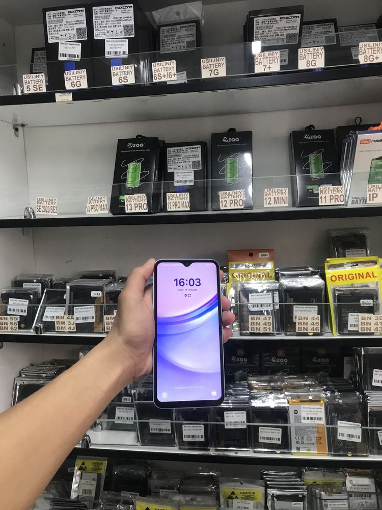 A15 srochnaga 128GB
