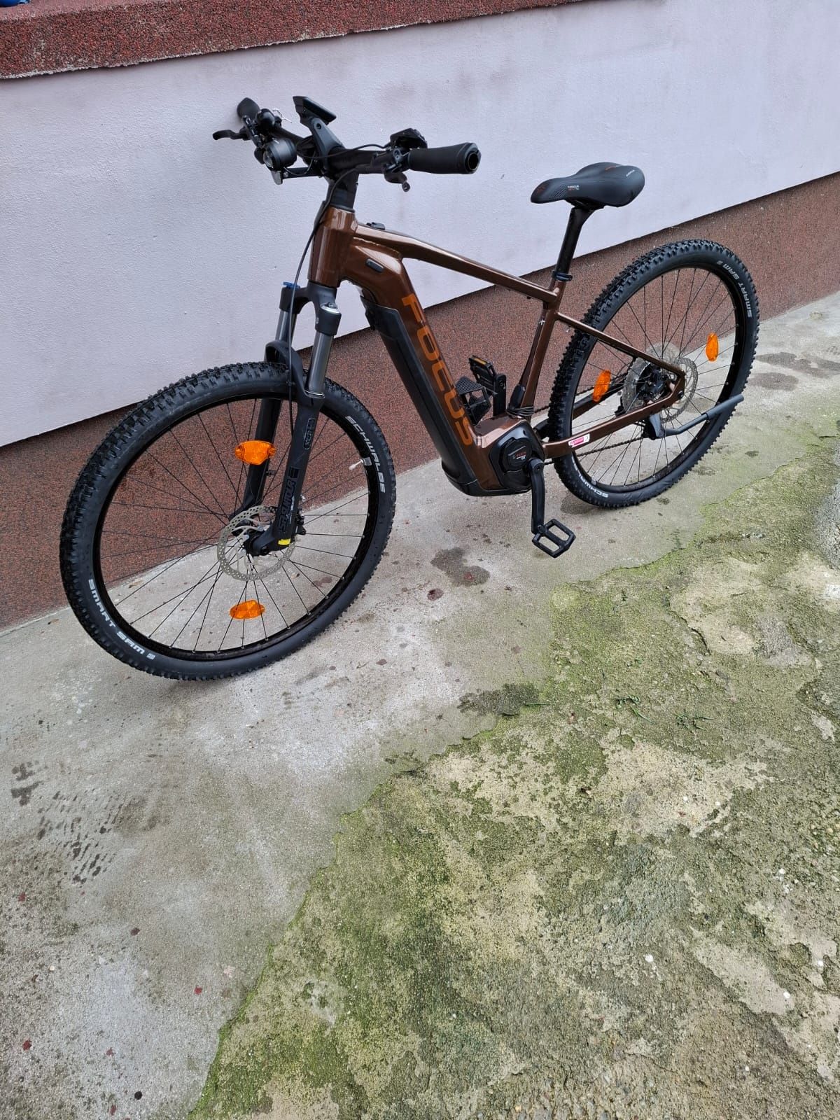 Focus Aventura 2 E Bike Mokka Brown