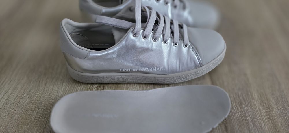 Tenesi de dama - Emporio Armani - originali marime 36.