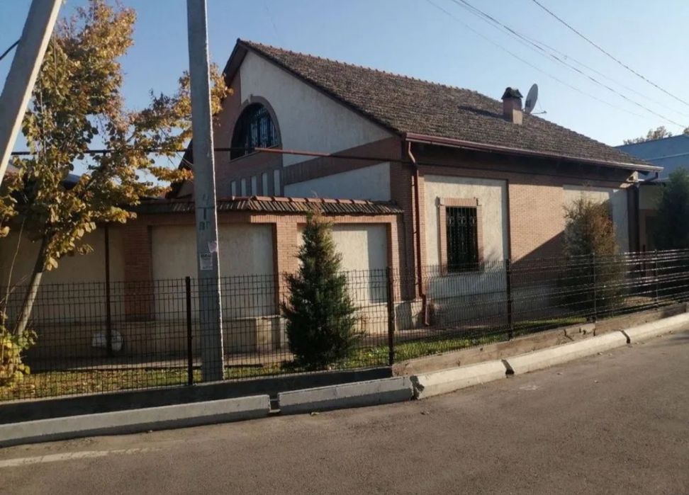 Продаю дом. Уста Ширин. Батумская. 4 сотки