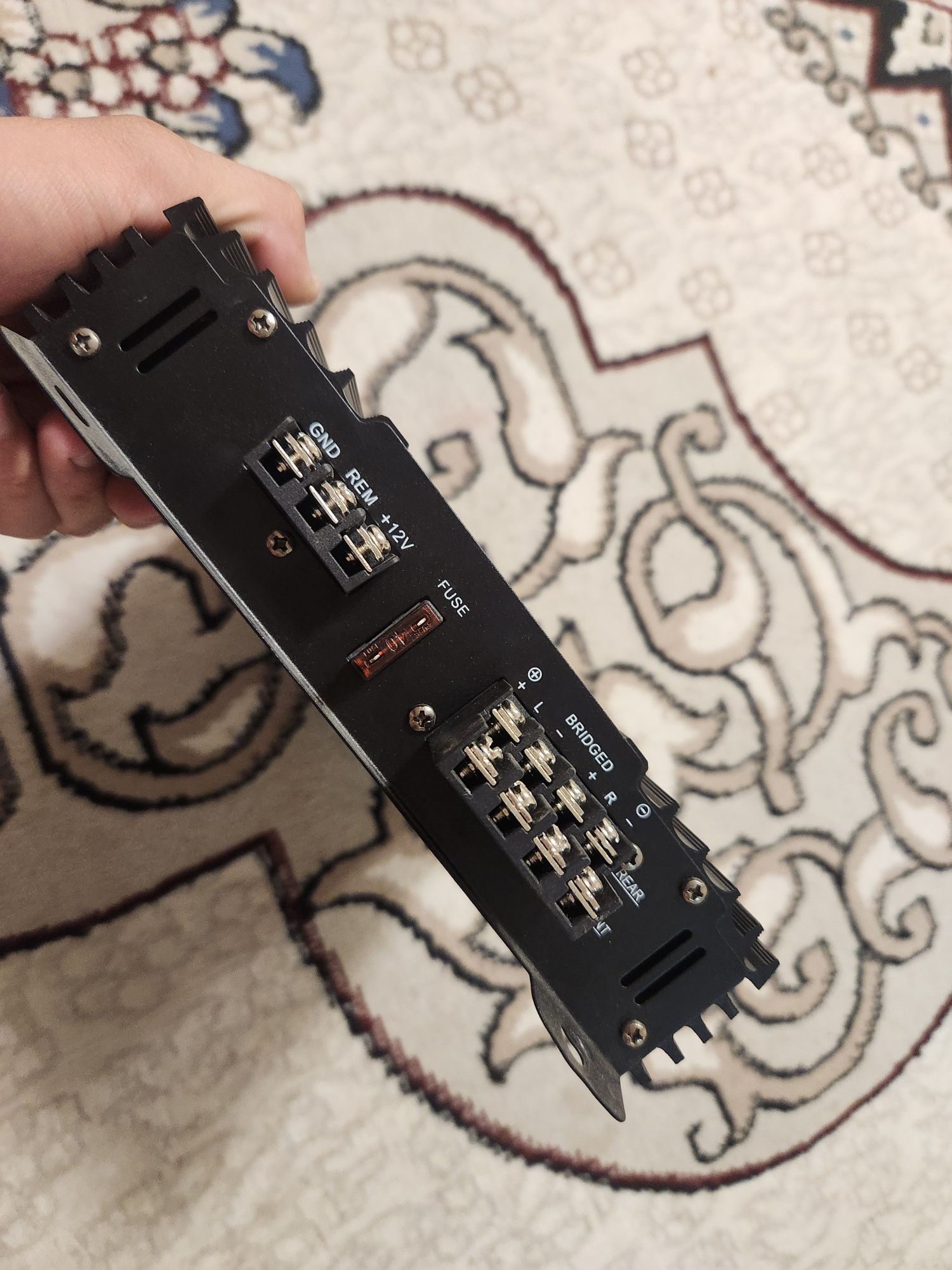 Kenwood usilitel sotiladi