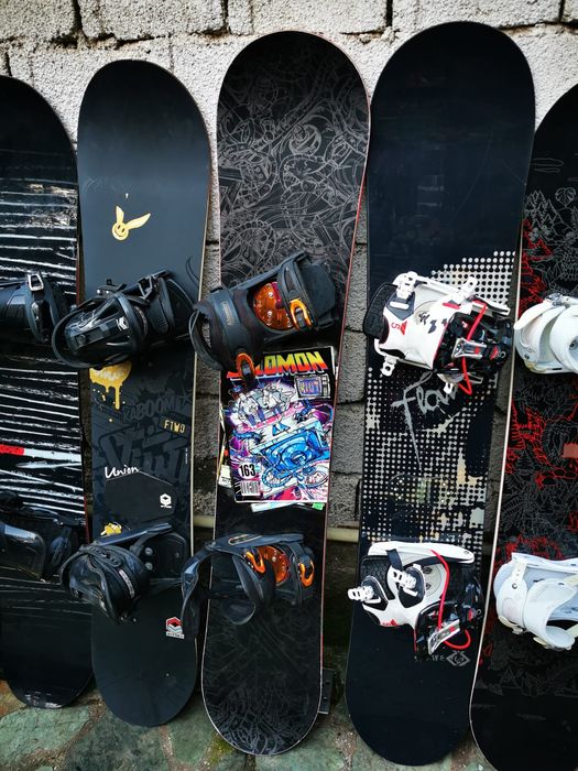 Vand placa placi snowboard in stare buna
