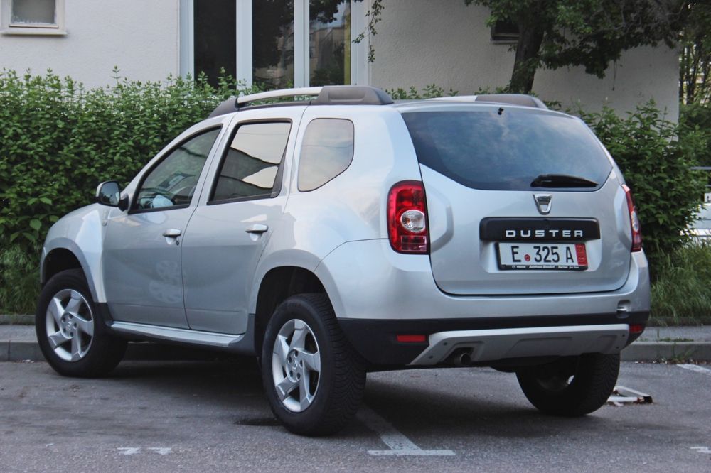 Dacia Dustar benzină-GPL,AC climatic, piele,geamuri elec