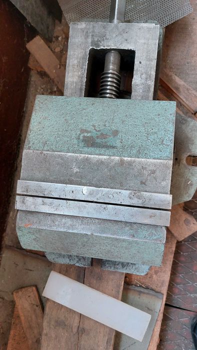 Менгемета,магнитни маси,маса за прав ъгъл