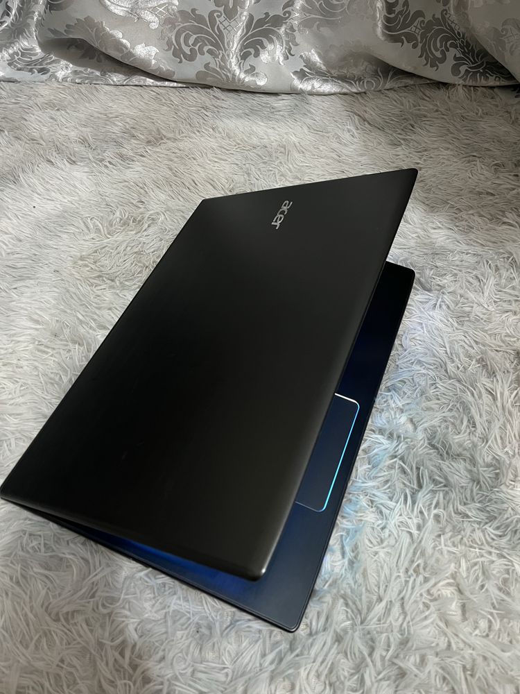 Ноутбук Acer i5 8250u / 8gb ddr4 / mx150 2gb /hdd 1tb