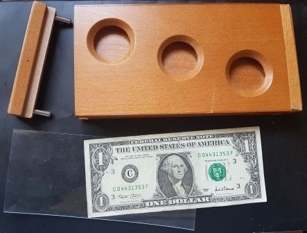 Capcana banilor - Wooden Puzzle Money Box - Brain Teaser