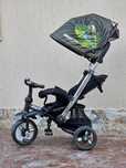 Vând tricicleta kikkaride în stare foarte buna cu pozitie de somn
