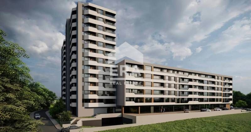 Тристаен апартамент пред Акт 15 за продажба в район с отлична локация