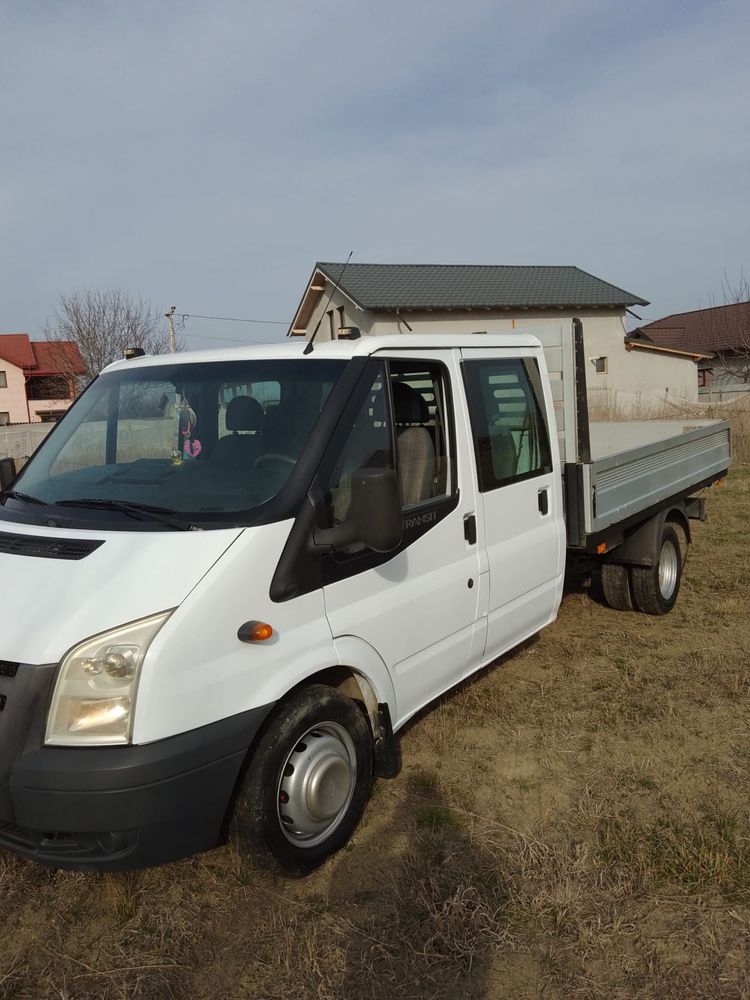 Vand sau schimb Ford Transit