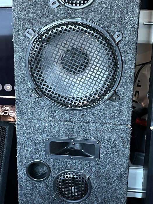 12/2по200w колоните са в отлично състояние който има интерес да ми звъ