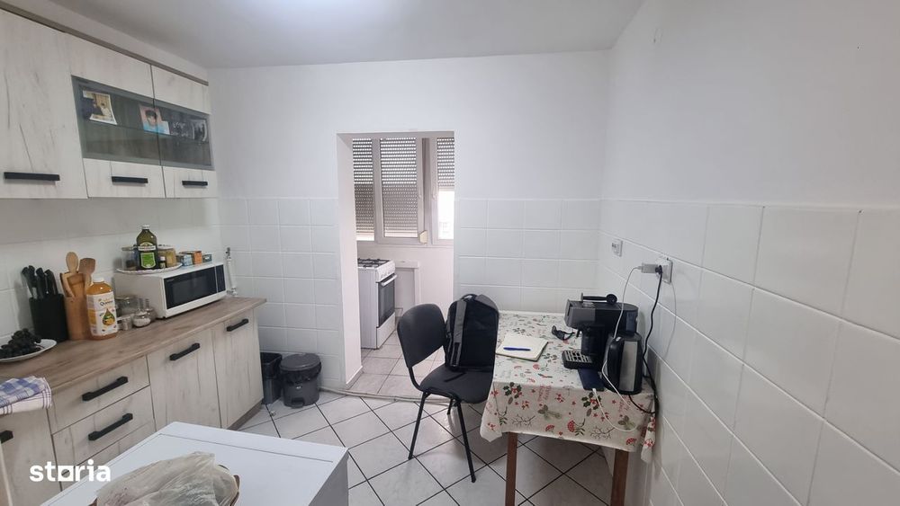 Apartament cu 3 camere