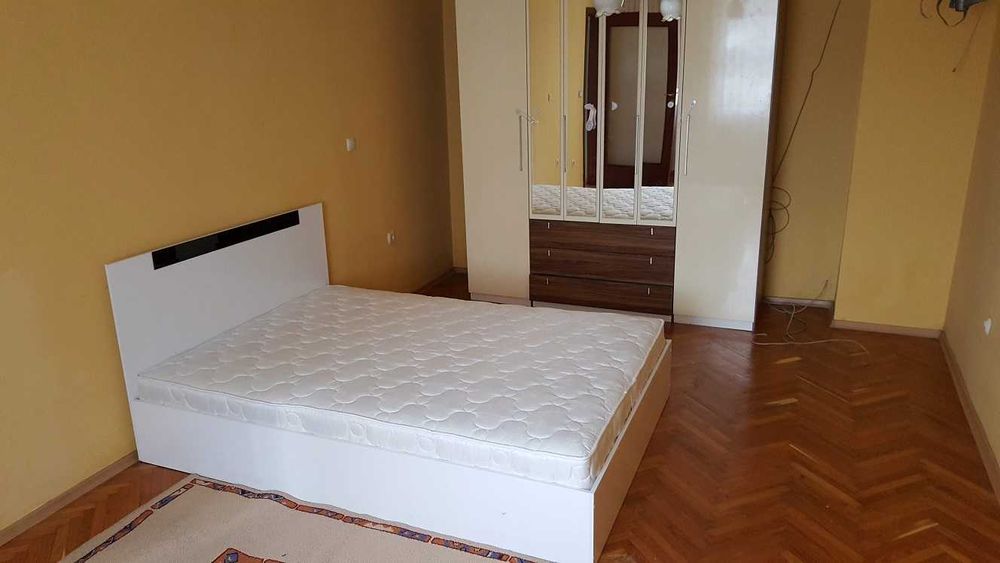 Дава се под наем Тристаен апартамент в София, Връбница 1 - 100 кв.м за 499 € - Снимка #10