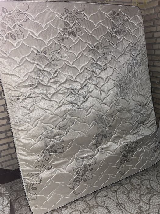 Б/у  матрас холати норм