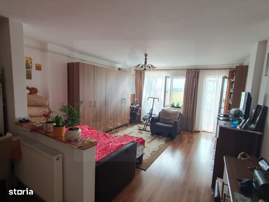 Studio utilat balcon inchis si baie cu geam etaj 1 in zona Valea Aurie