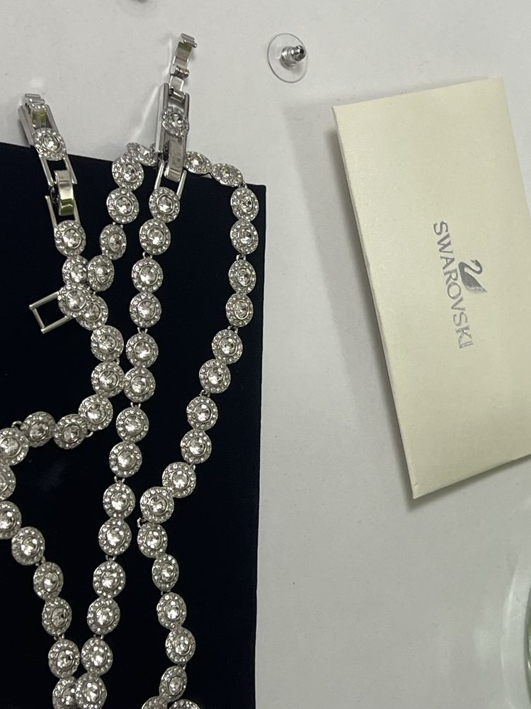 Set swarovski  nou