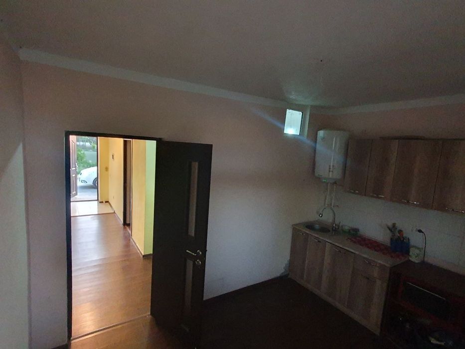 Tez va arzon narxda kotedj sotiladi