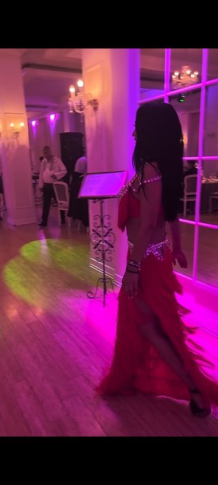 Dansatoare belly dance