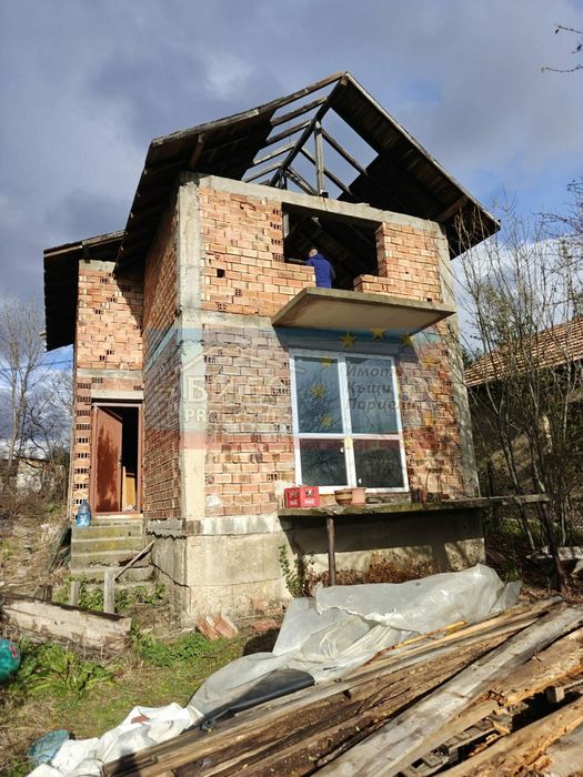 Къща в с. Големо Бучино