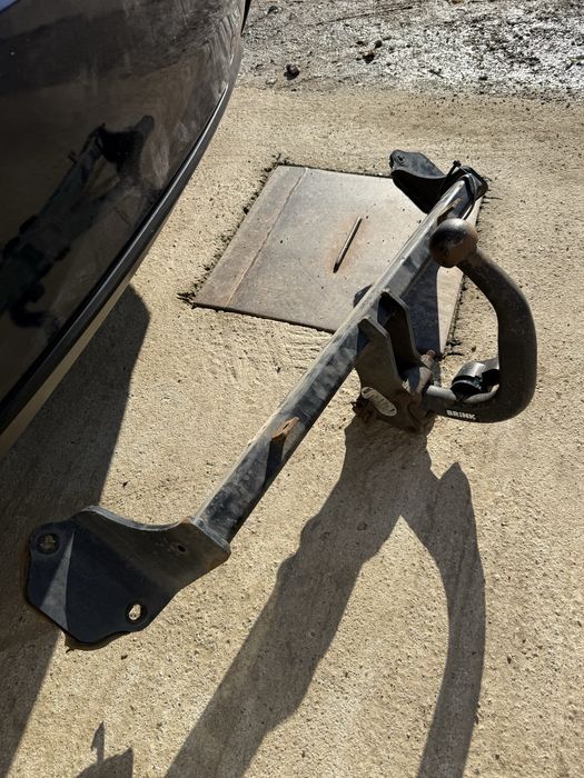 Carlig remorcare Brink