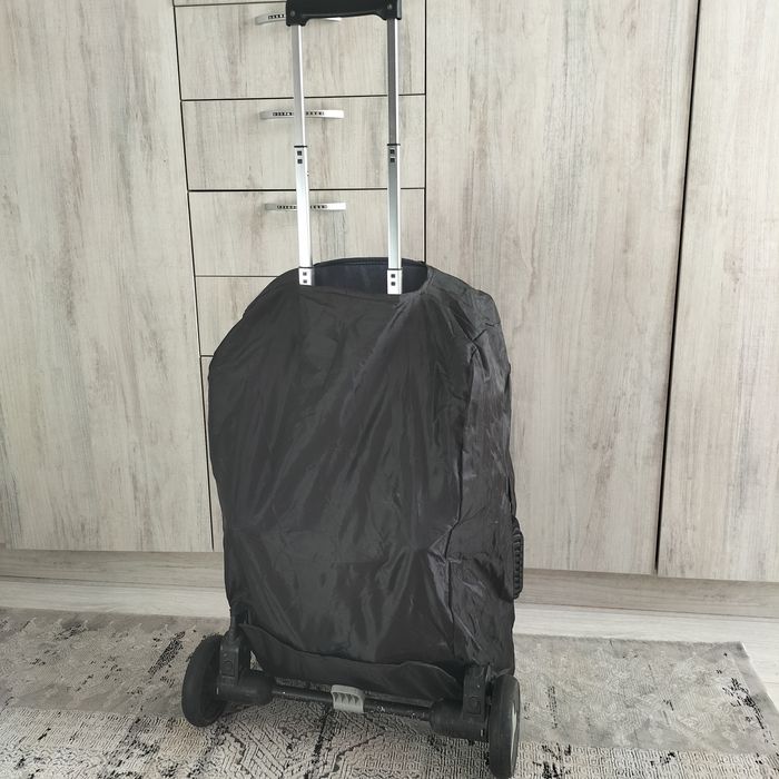 Продам в идеальном состоянии прогулочную коляску