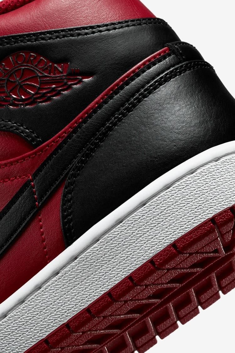 ОРИГИНАЛНИ Jordan 1 дамски номер 36.5